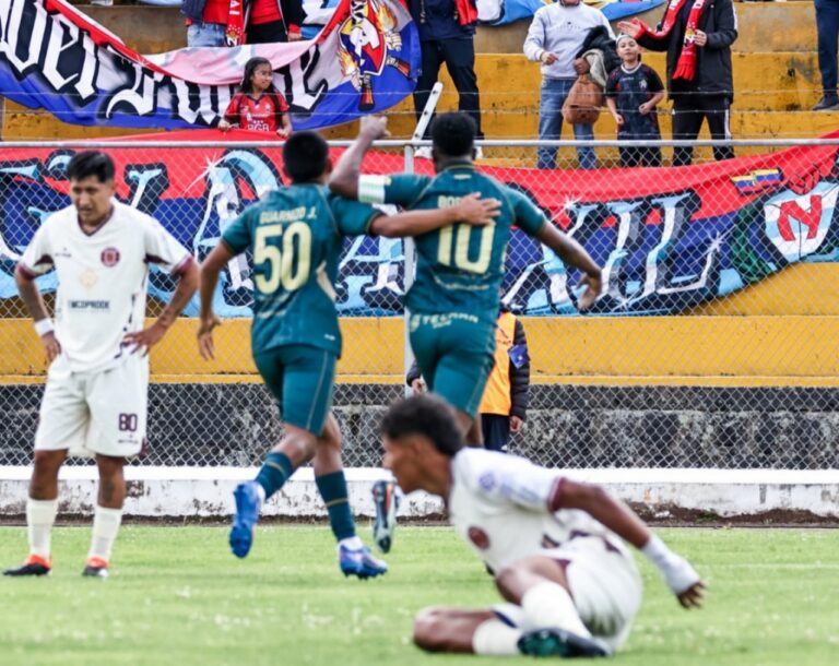 (VIDEO) SIN PORTERO DE OFICIO Y 3 SUPLENTES: El Nacional avanzó de ronda en la Copa Ecuador