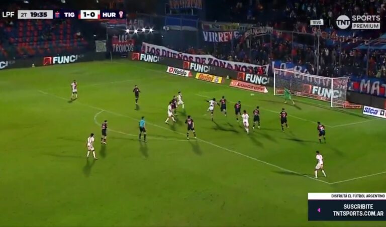 (VIDEO) CABEZAZO IMPECABLE: Jordy Caicedo anotó ante Tigre