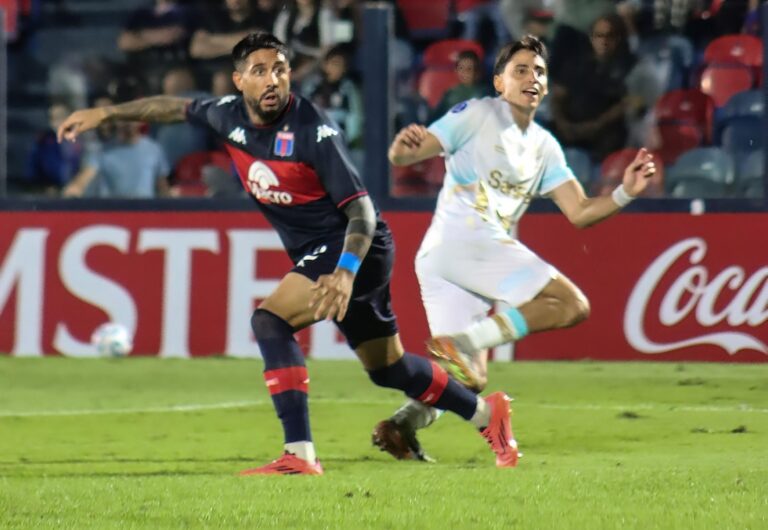 (VIDEO) TRIUNFO HISTÓRICO: Macará derrotó a Tigre en Argentina por Sudamericana