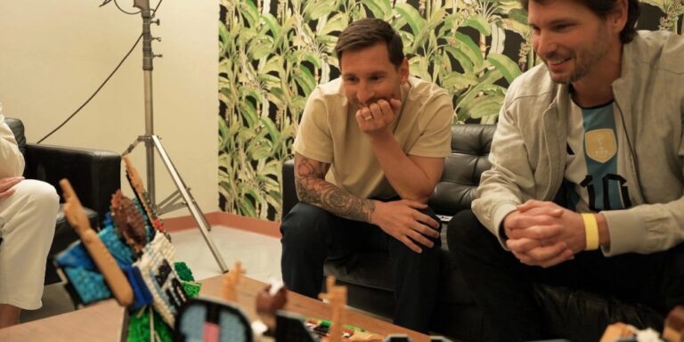 Lo que pagó LEGO para que los futbolistas publiquen su spot en redes sociales