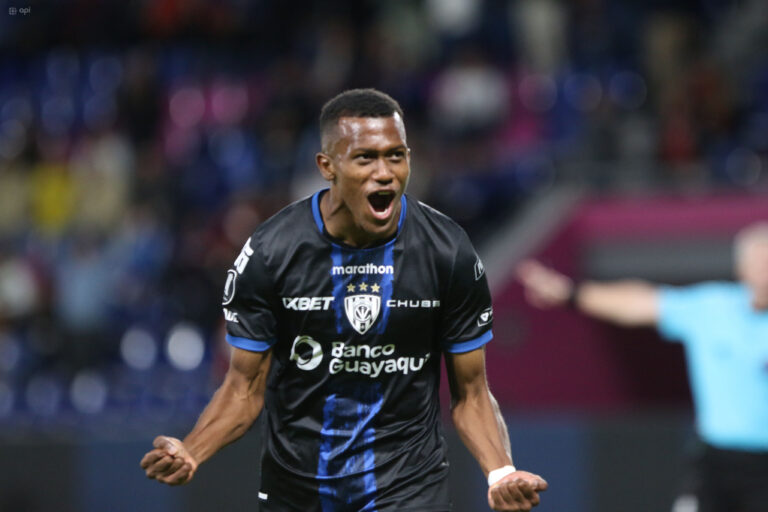 (VIDEO) CLASIFICADO: IDV goleó a Libertad y se metió en octavos de Libertadores