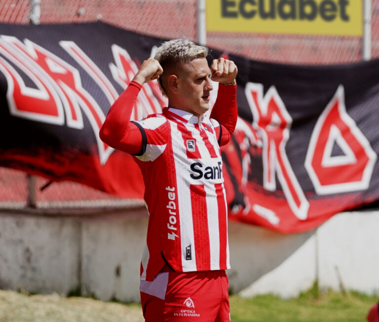 (VIDEO) TRIUNFAZO AGÓNICO DEL ‘RODILLO ROJO’: T. Universitario derrotó a Leones FC
