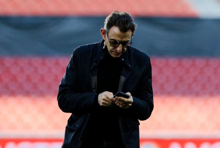 “Daña el espectáculo, te condiciona”: Deller y su dura crítica al arbitraje tras el IDV vs Católica