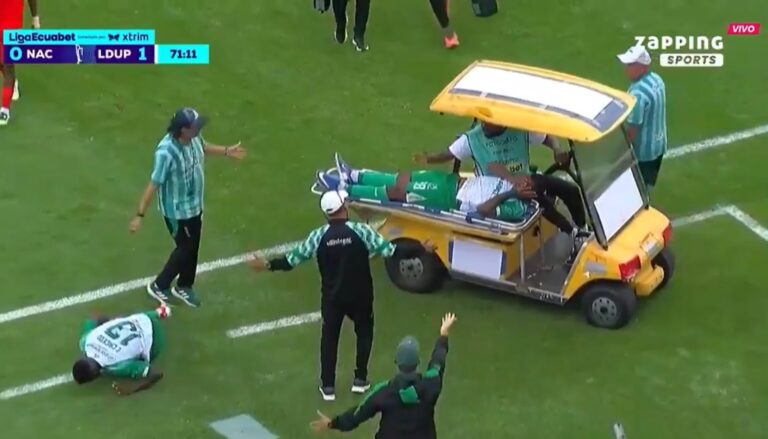 (VIDEO) INSÓLITO: Carrito médico atropelló a un jugador en la Serie B