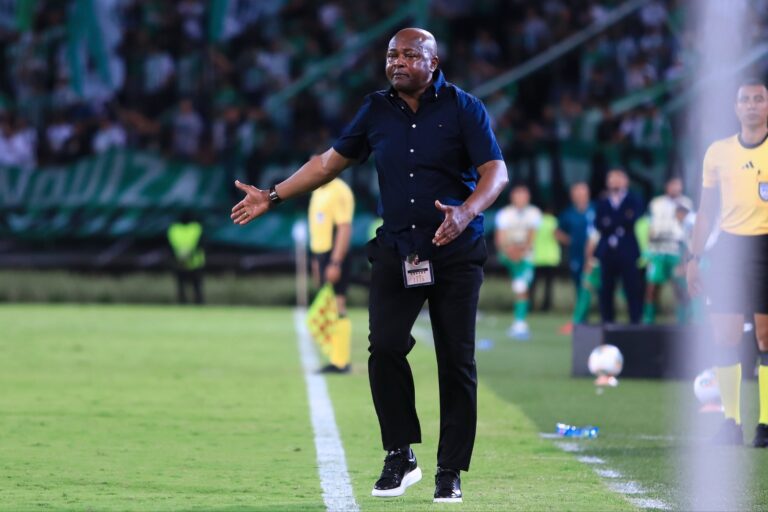 NUEVO TIMONEL: Bernardo Redín será el nuevo DT de Técnico Universitario