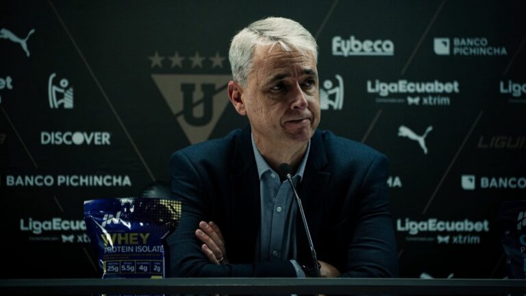 Tiago Nunes respalda a Gonzalo Valle: “Lleva un año muy turbulento fuera de la cancha”