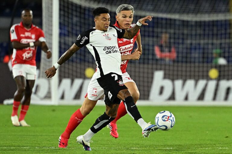 (VIDEO) UN PIE EN OCTAVOS: Corinthians rescató el empate ante Independiente Santa Fe