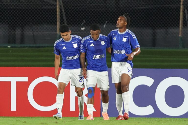 (VIDEO) Millonarios pegó en Uruguay y sigue en carrera en la Sudamericana