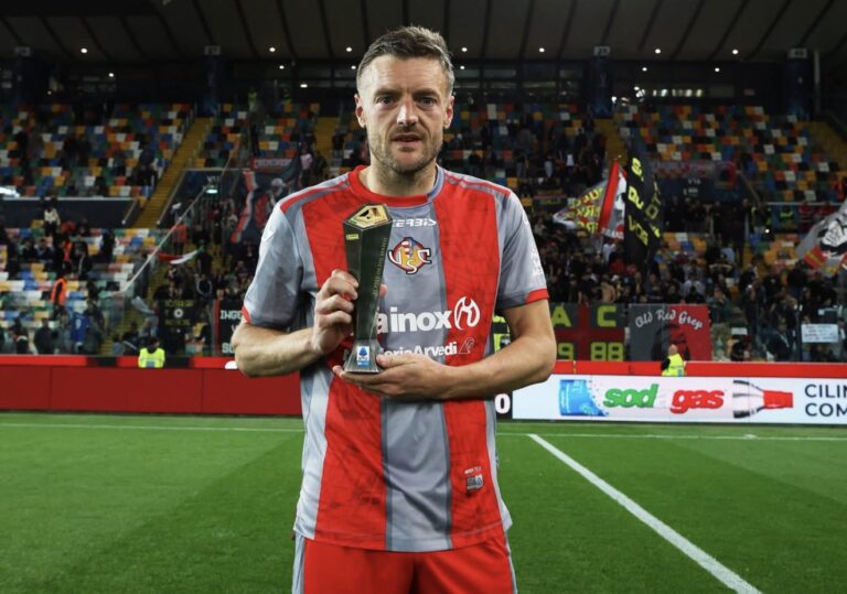 ES JUGADOR LIBRE: Jamie Vardy abandonará el Cremonese