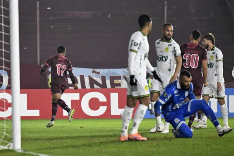 (VIDEO) Lanús venció a Mirassol y clasificó a la Copa Sudamericana