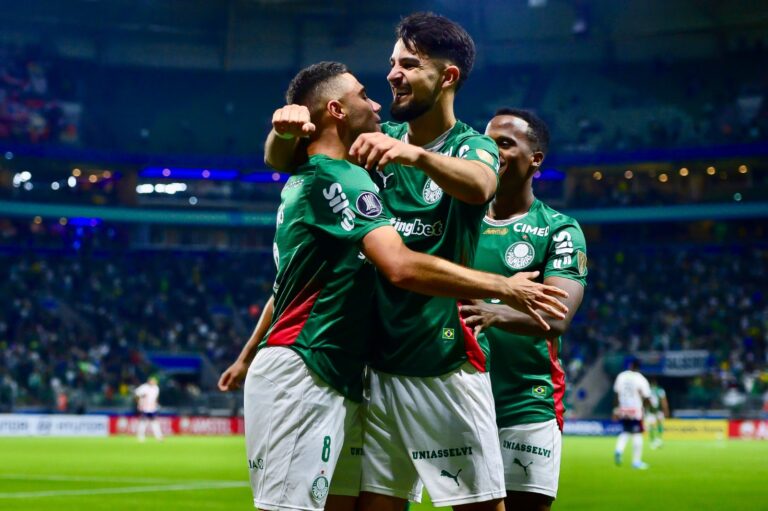 (VIDEO) Palmeiras goleó 4-1 a Junior y clasificó a octavos de Libertadores