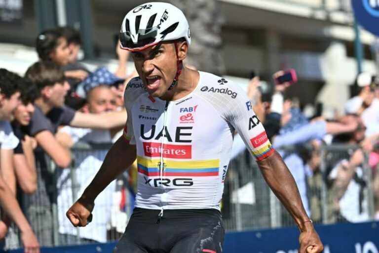 (VIDEO) Jhonatan Narváez recuperó la Maglia Ciclamino y sueña con hacer historia en el Giro