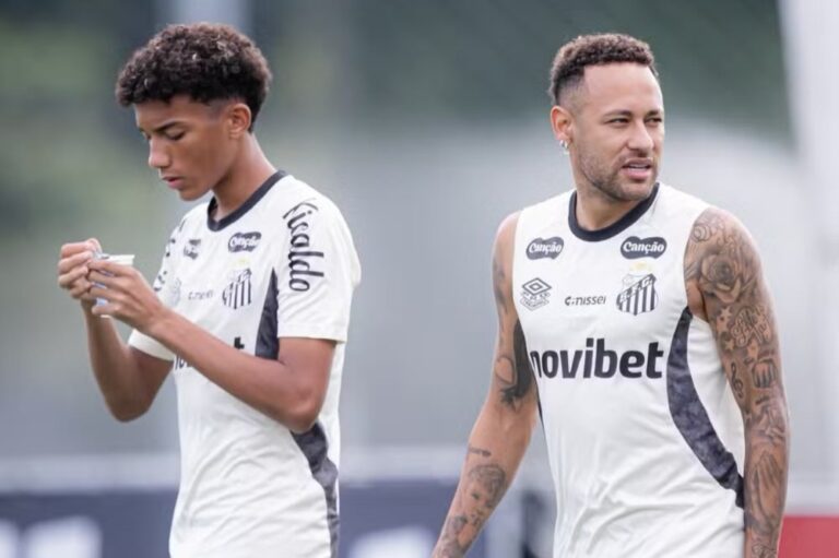 ESCÁNDALO EN BRASIL: Neymar se pelea con Robinho Jr. durante un entrenamiento del Santos