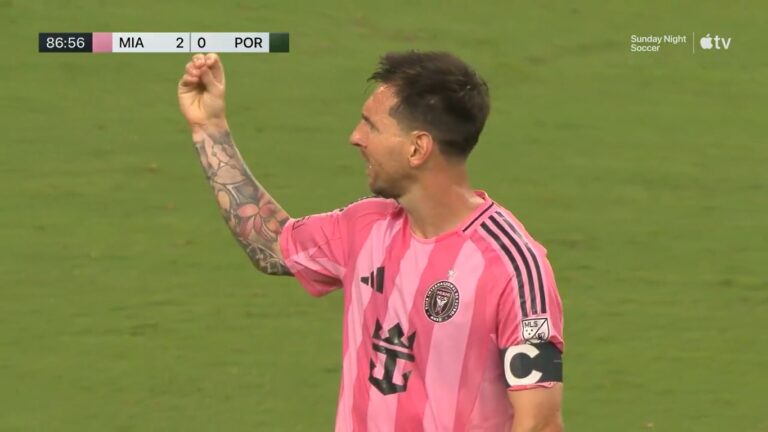 (VIDEO) La reacción de Messi ante el “JUGADOREEEES” de la hinchada del Inter Miami