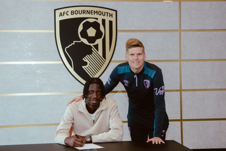¡OFICIAL! Malcom Dacosta renueva a largo plazo con el Bournemouth