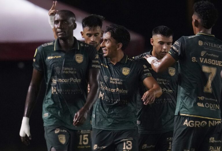 (VIDEO) Ángel Mena: “Espero que La Tri pueda llegar a la final del Mundial”