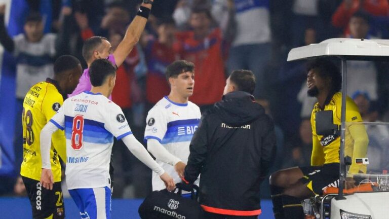 (VIDEO) ¡EXPULSADO A LOS 11 MINUTOS! La fuerte entrada de Jhonnier Chalá que dejó a BSC con 10