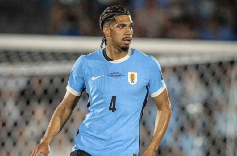 Polémica en Uruguay: Cuestionan la gestión de Bielsa tras la lesión de Ronald Araújo a días del Mundial