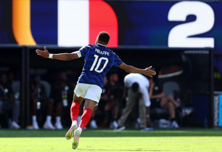 Mbappé va por Klose: ya está a dos goles del récord histórico en Mundiales
