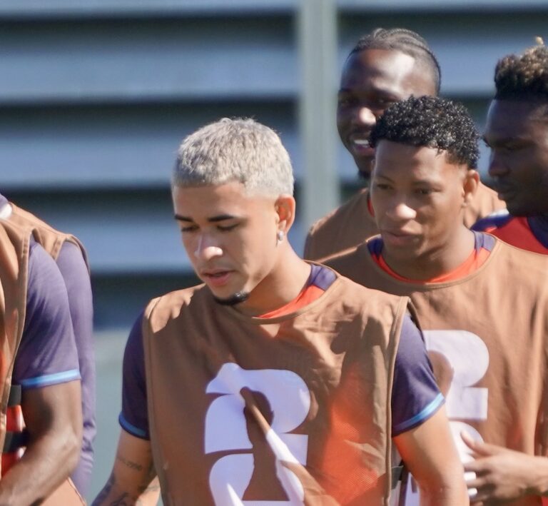 (VIDEO) El nuevo look de Kendry Páez previo al debut vs Costa de Marfil