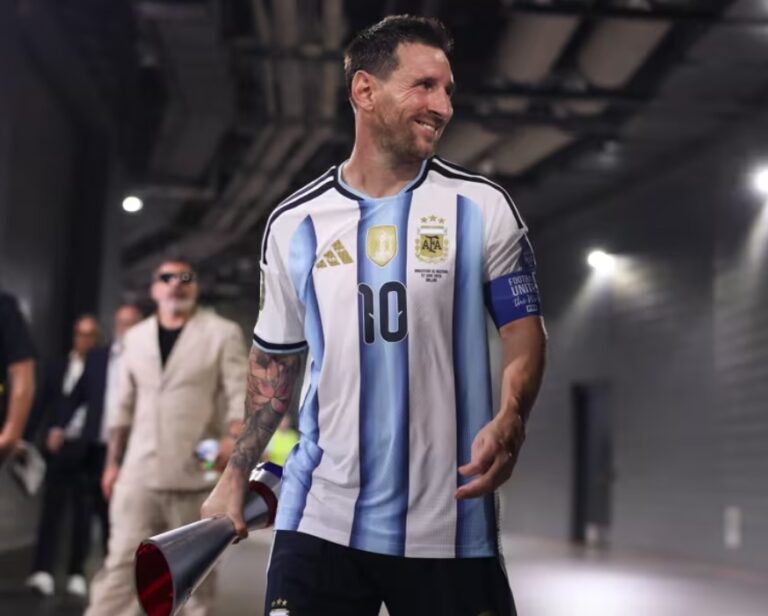 Messi resta importancia al récord y destaca el triunfo de Argentina