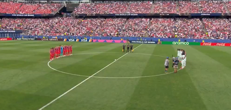 (VIDEO) MINUTO DE SILENCIO: FIFA rinde homenaje a las víctimas de los terremotos en Venezuela