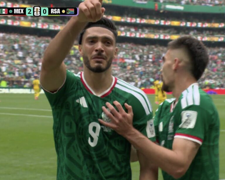 Raúl Jiménez se emociona tras marcar en el Mundial: una historia de lucha y superación