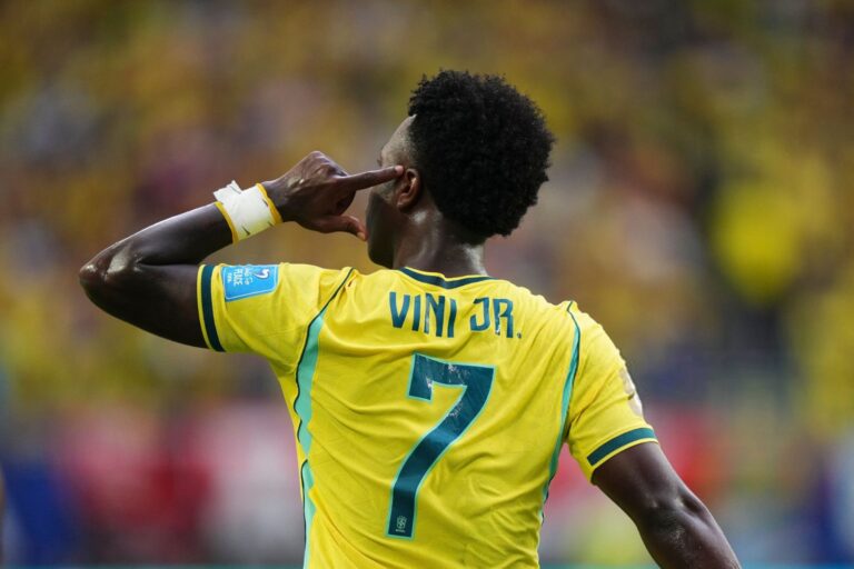 (VIDEO) VINICIUS FUE LA FIGURA, VOLVIÓ NEYMAR: Brasil goleó a Escocia y avanzó como líder
