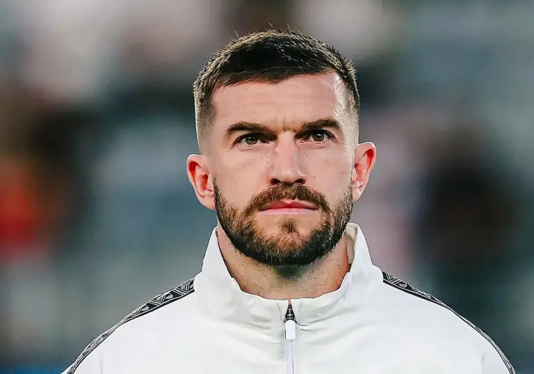 BOMBA: Riestra hizo una oferta para fichar a Tim Payne