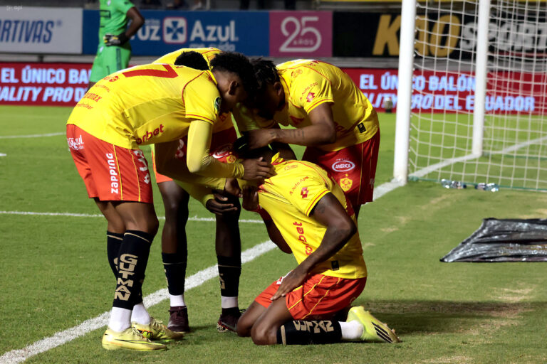 (VIDEO) CON LO JUSTO: Aucas derrotó a Guayaquil City en el Gonzalo Pozo