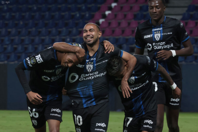 (VIDEO) TROTANDO RUMBO AL TÍTULO: IDV aplastó 6-1 a Emelec en Chillo Jijón