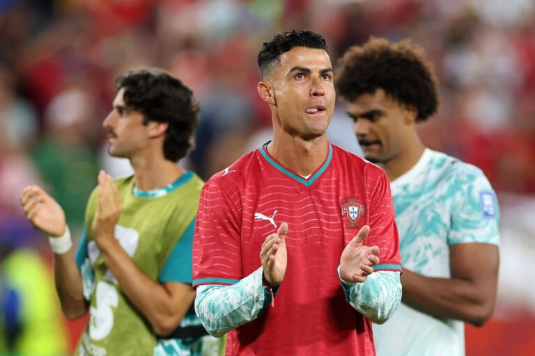 (VIDEO) EMOTIVO GESTO: Cristiano homenajeó a Diogo Jota tras clasificar con Portugal