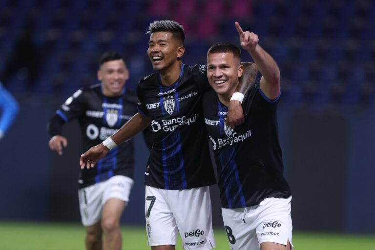 (VIDEO) NO TIENE FRENO: IDV aplastó a Manta FC y se consolida en la cima