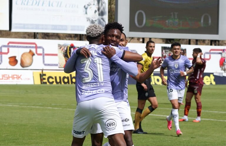 (VIDEO) SIN PROBLEMAS: IDV goleó a Mushuc Runa en Echaleche