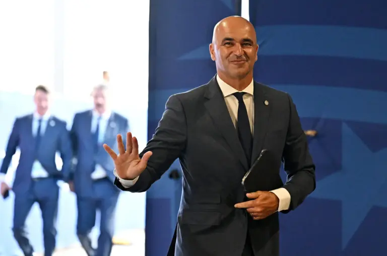 Reportan que Roberto Martínez aparece como opción para dirigir a la selección de Ecuador