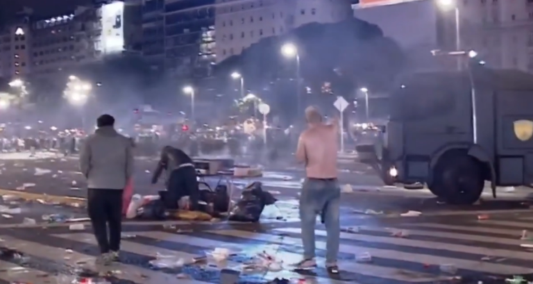 DISTURBIOS: Festejos en Argentina dejaron detenidos tras incidentes con la Policía