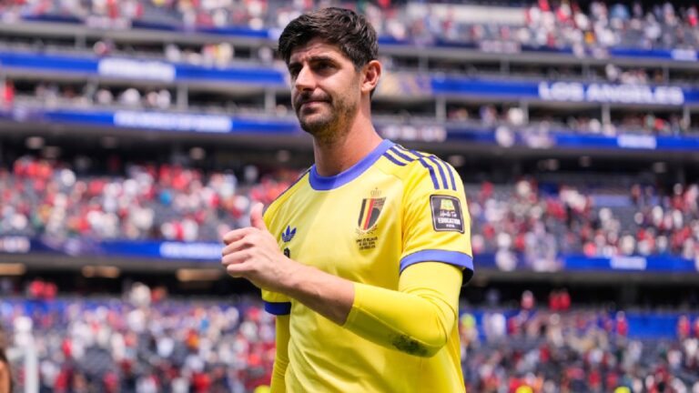 Courtois: “El ganador de España vs Francia levantará la Copa”