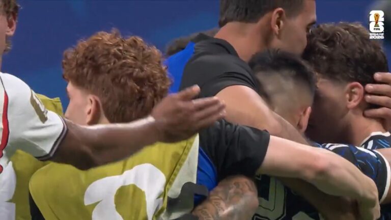 (VIDEO) Bellingham se enojó, le pegó al ‘Colo’ Barco… pero Argentina festeja el pase a la Final del Mundial 2026