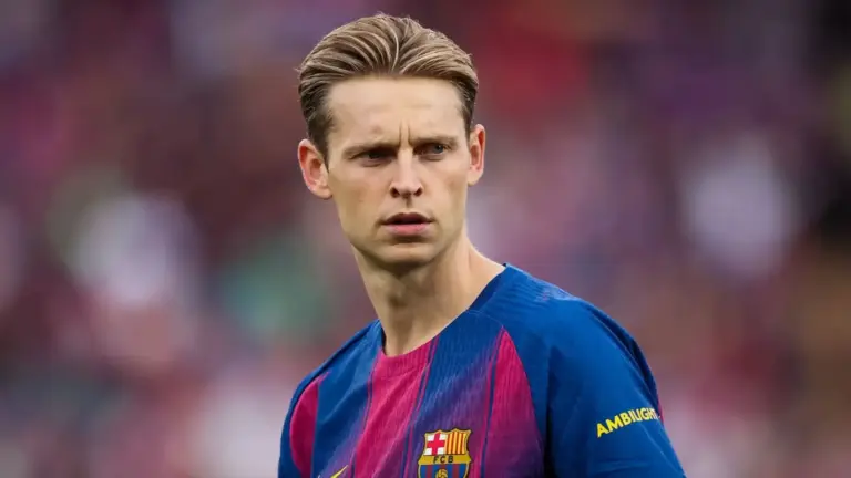 De Jong podría estar hasta cuatro meses de baja por una lesión de rodilla
