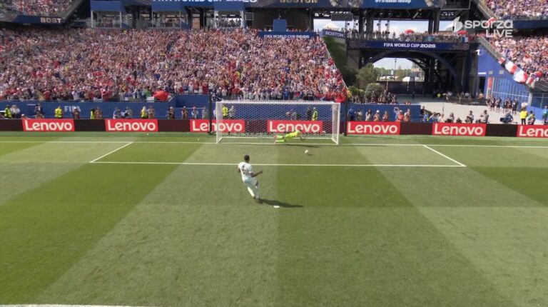 (VIDEO) PENAL ATAJADO: ¡BONO LE GANÓ EL DUELO A MBAPPÉ!