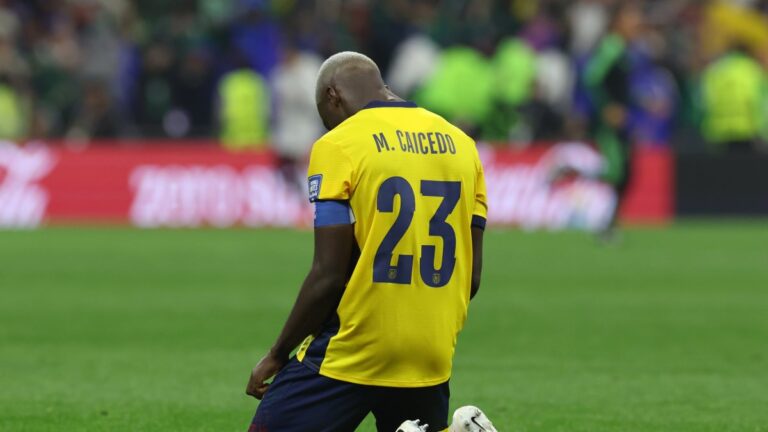 Moisés Caicedo rompió el silencio tras la eliminación de Ecuador: “Este golpe duele, pero no va a detenernos”