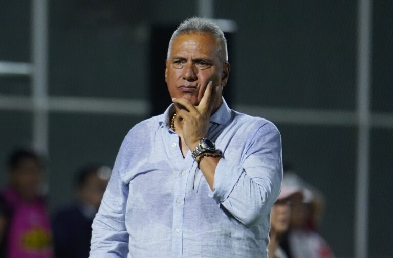 OFICIAL: Orense anuncia la salida de Hernán Torres