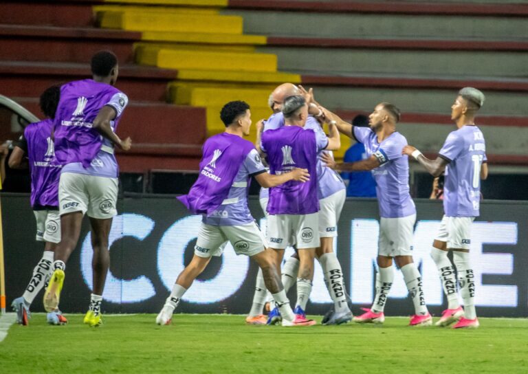 (VIDEO) TRIUNFAZO EN COLOMBIA: IDV derrotó a Deportes Tolima por la Libertadores