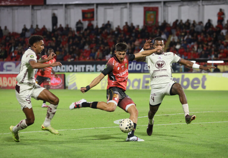 SIN GOLES: Deportivo Cuenca y Mushuc Runa igualaron en el ASA