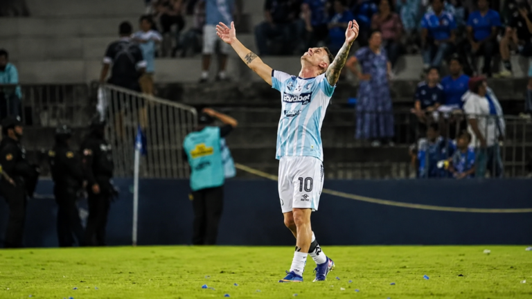 Damián Díaz se despide de Guayaquil City: “Desde ahora tendrán un hincha más”
