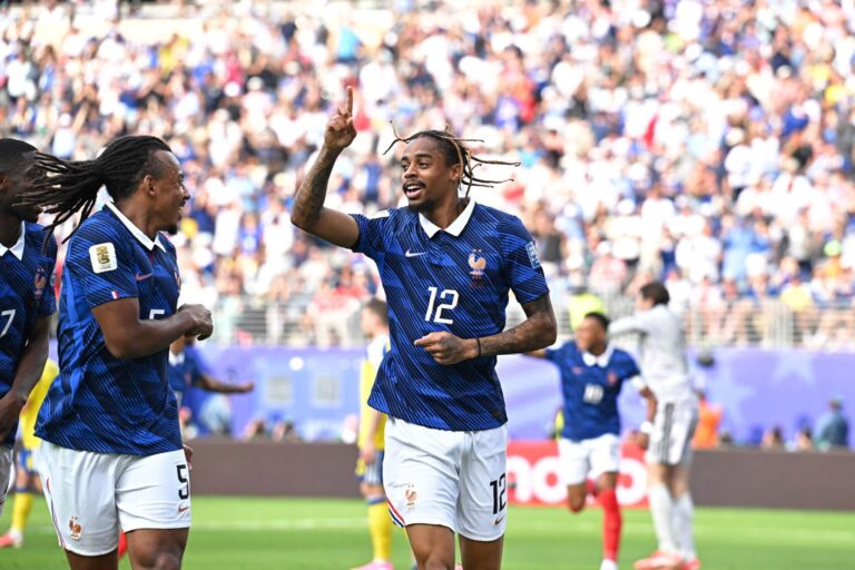 Liverpool insiste por Barcola, pero el PSG exige más de 150 millones de euros