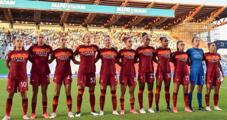 POLÉMICA EN ITALIA: Una subasta benéfica de shorts en Roma terminó en escándalo
