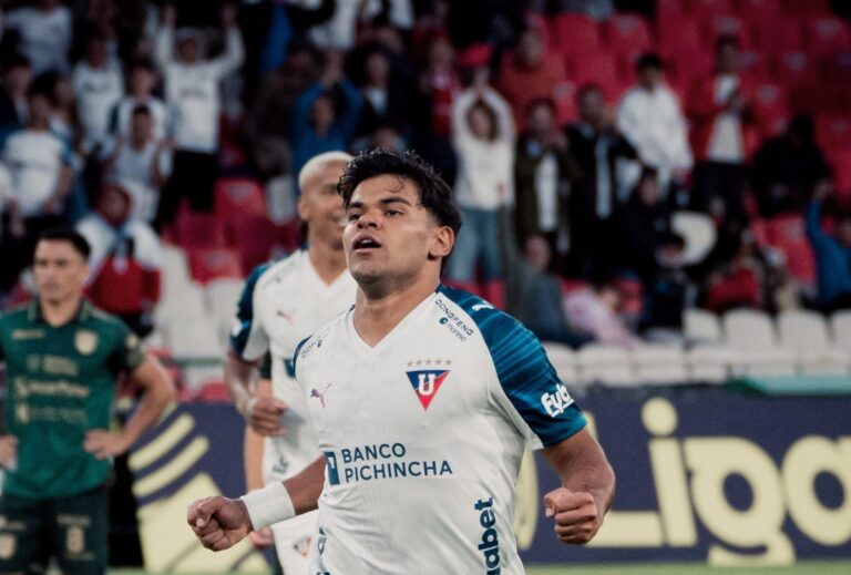 LDU acordó rescindir el contrato de Rodney Redes