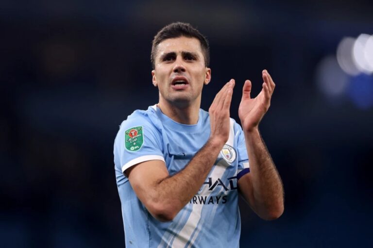 Manchester City rechaza nueva oferta del Barça por Rodri
