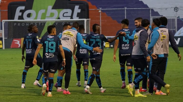 (VIDEO) EL ‘KILLER’ AL RESCATE: Guayaquil City le da vuelta a un 2-0 y derrota a Técnico Universitario en Ambato